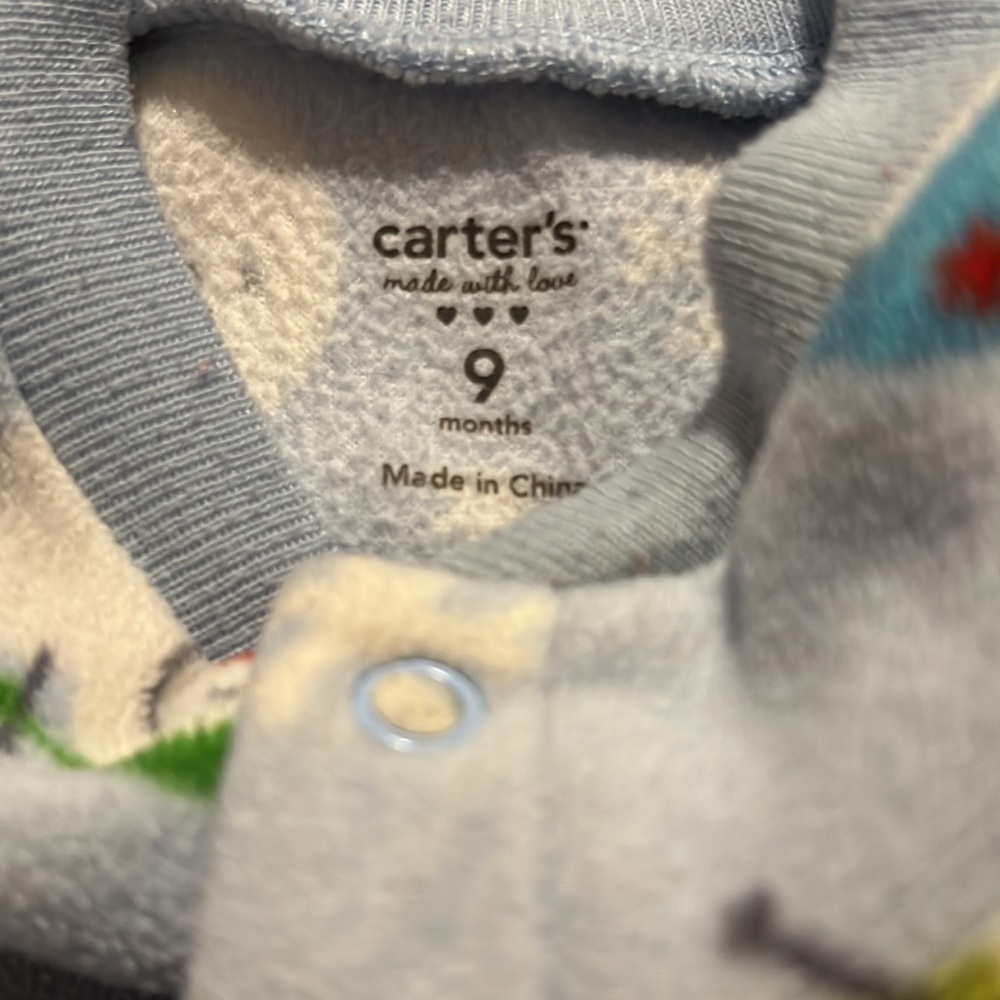 Carters baby 9 months snowman button up sleeper footie - Picture 2 of 2